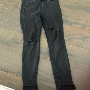 Black ripped Paige skinny jeans size 29
